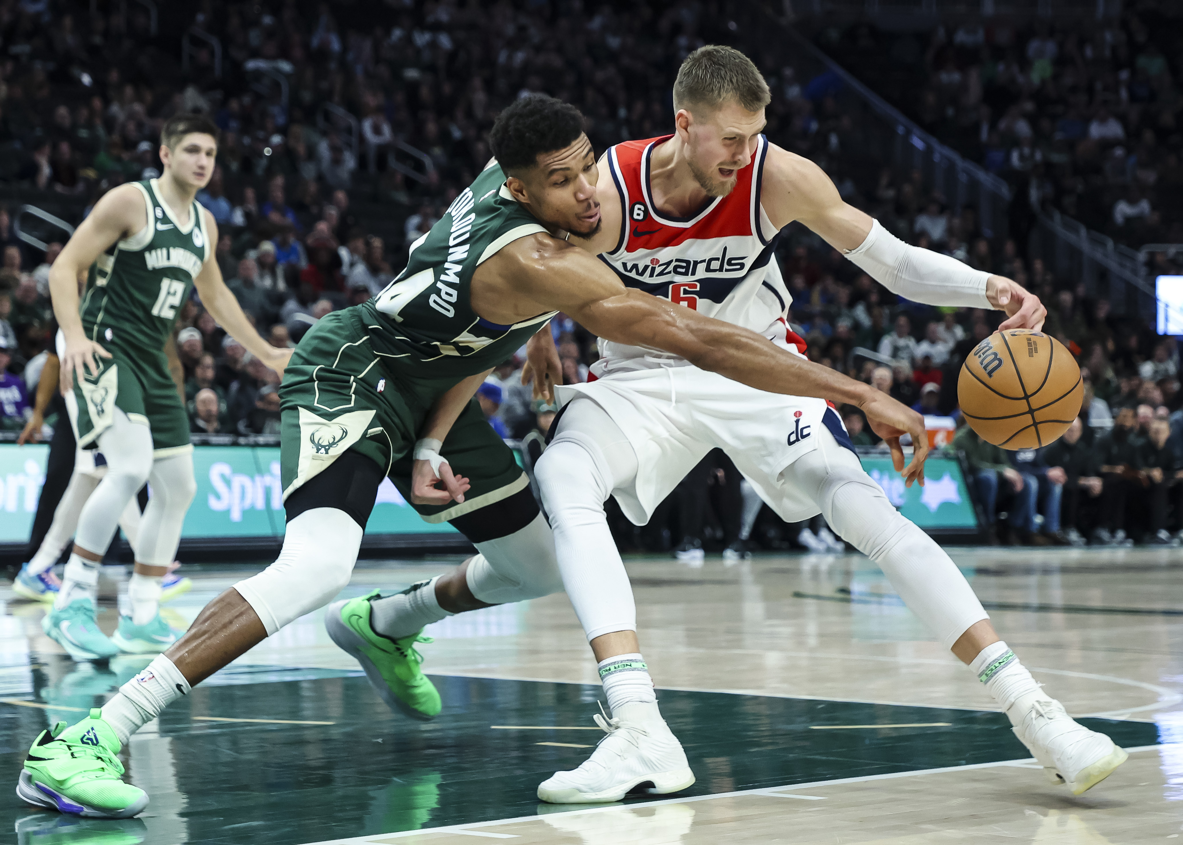 华盛顿奇才迎NBA总决赛关键赛，关键时刻战术微调，气氛紧张，球探报告显示潜力的简单介绍