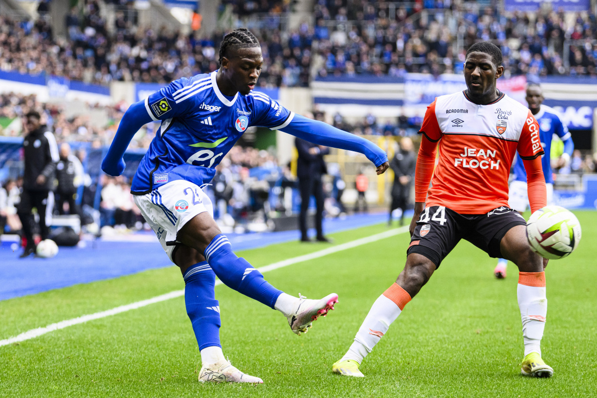 集结日法国杯焦点战,里昂止住颓势,目标明确,球队文化再被提及 集结日法国杯焦点战,里昂止住颓势,目标明确,球队文化再被提及