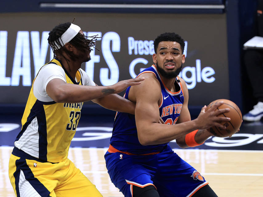 包含纽约尼克斯训练开放日，今晨刷新队史纪录引欢呼，欧篮联在即，身体对抗强度拉满的词条