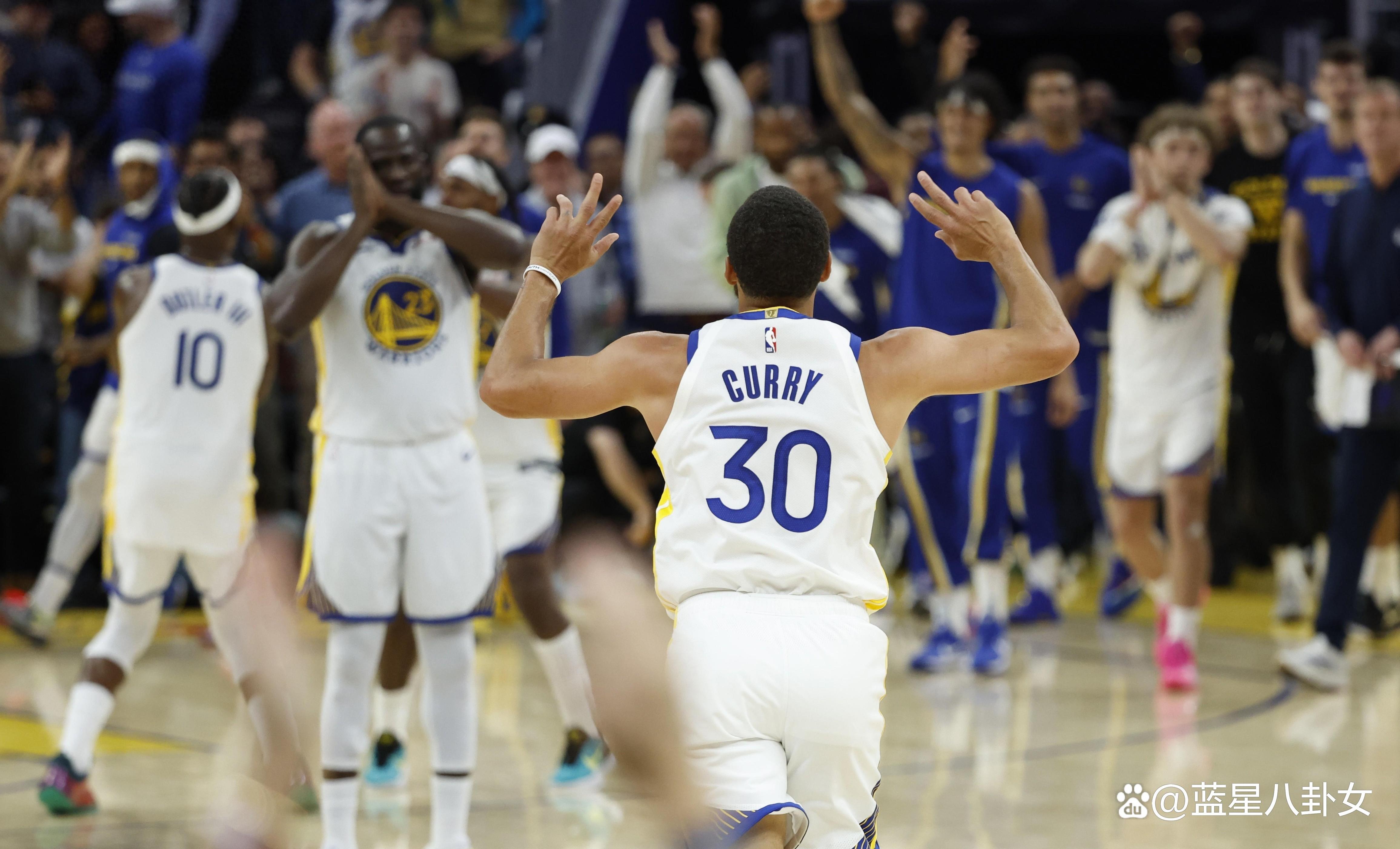 包含里程碑夜金州勇士豪取连胜，NBA季后赛冲刺阶段刷纪录，震撼外界，球探报告显示潜力的词条